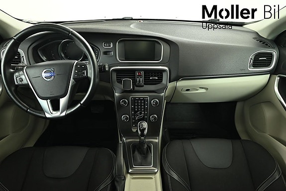 Volvo V40 7 of 10