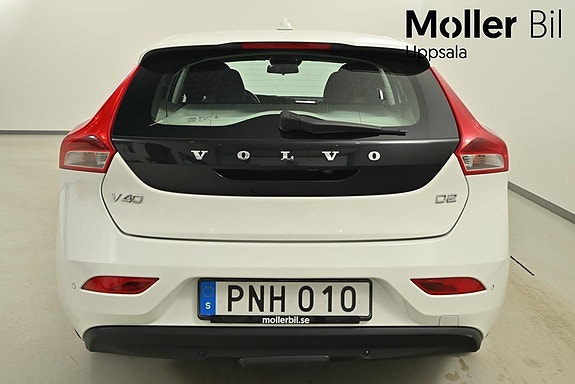 Volvo V40 6 of 10