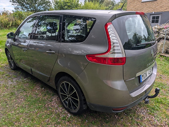 Renault Grand Scenic III 4 of 10