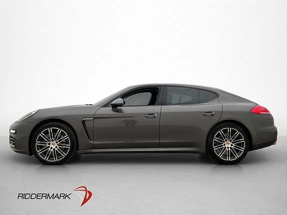 Porsche Panamera 4 4 of 30