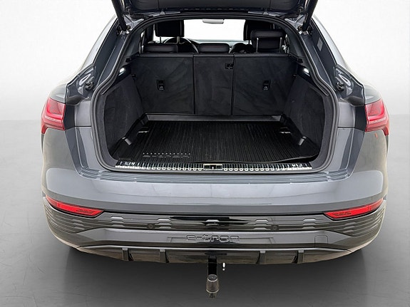 Audi Q8 30 of 30