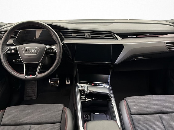 Audi Q8 26 of 30