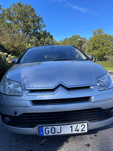 Citroen C4 8 of 9