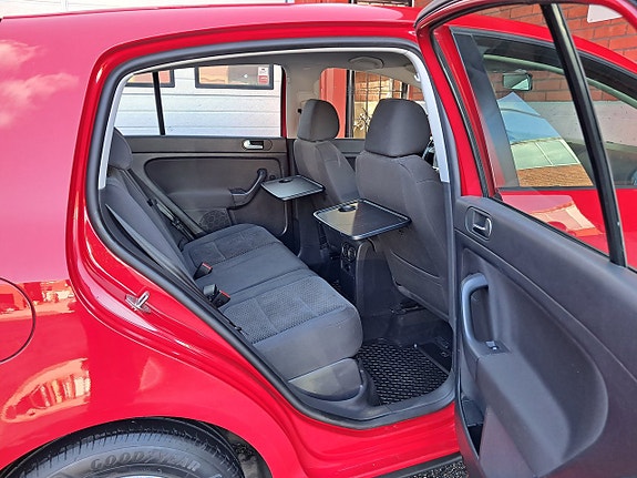 Volkswagen Golf Plus 13 of 17