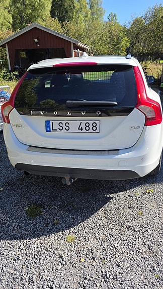 Volvo V60 4 of 7