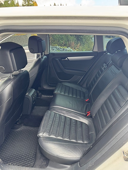 Volkswagen Passat Alltrack 8 of 8