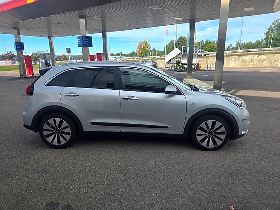 Kia Niro 10 of 21