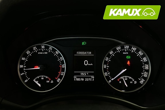 Skoda Octavia 13 of 26