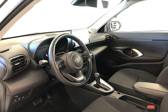 Toyota Yaris Cross 14 of 21