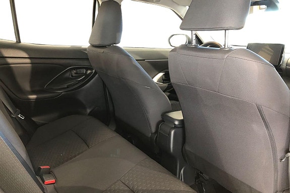 Toyota Yaris Cross 9 of 21