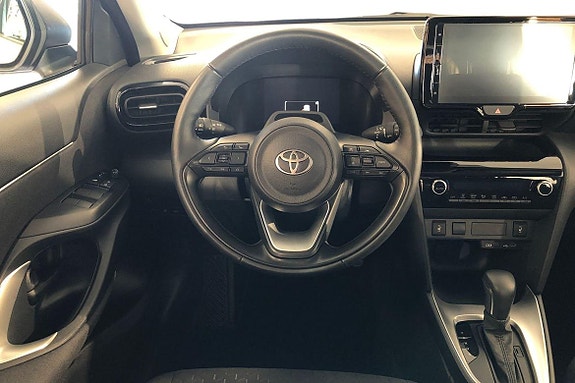 Toyota Yaris Cross 11 of 21