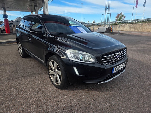 Volvo XC60 16 of 24