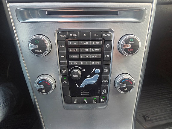 Volvo XC60 23 of 24