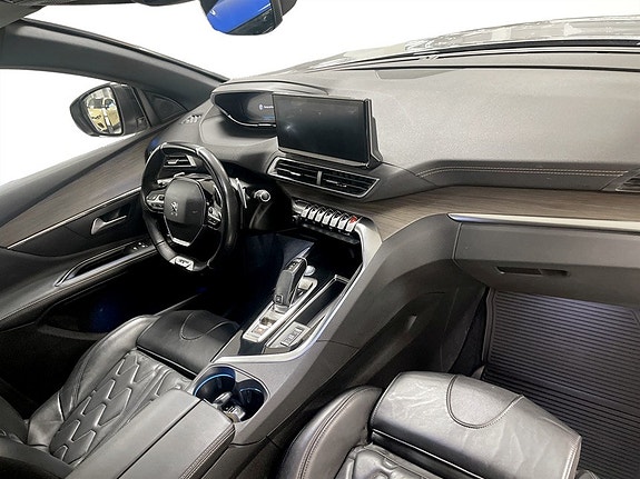 Peugeot 5008 13 of 17
