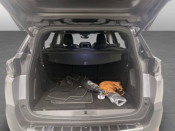 Peugeot 5008 17 of 17