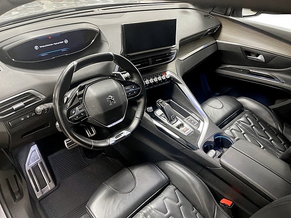 Peugeot 5008 4 of 17