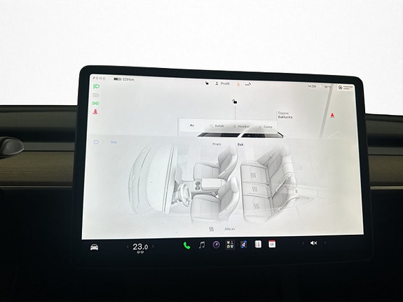 Tesla Model Y 27 of 30