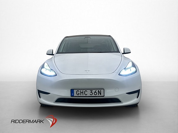 Tesla Model Y 3 of 30