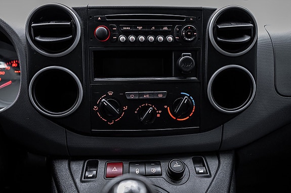Peugeot Partner 23 of 27