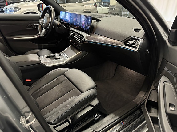 BMW 330e 18 of 24