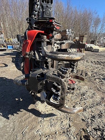 Komatsu C144
