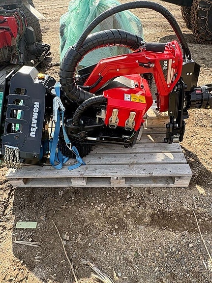 Komatsu S82