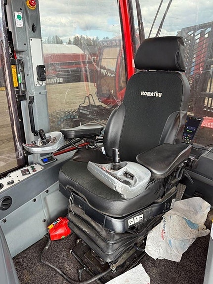 Komatsu 895 6 of 7