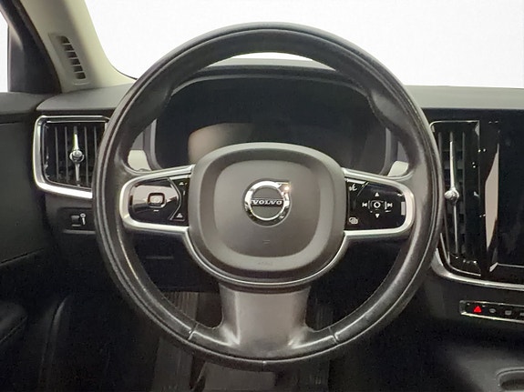 Volvo V90 15 of 30