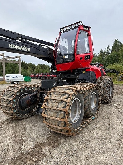 Komatsu 911