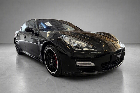 Porsche Panamera Turbo 7 of 19