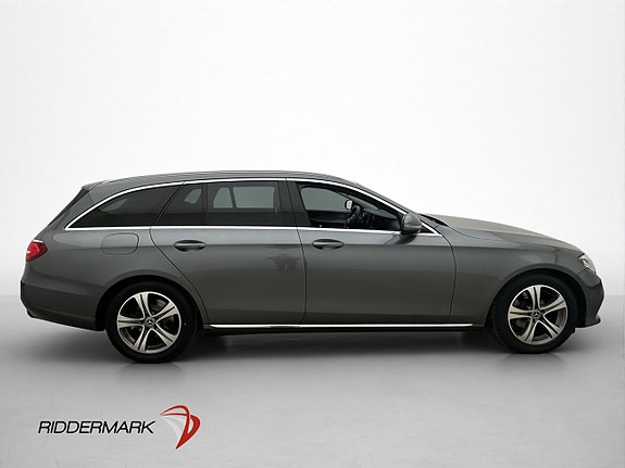 Mercedes-Benz E200 9 of 30