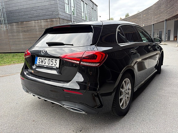Mercedes-Benz A200 3 of 5