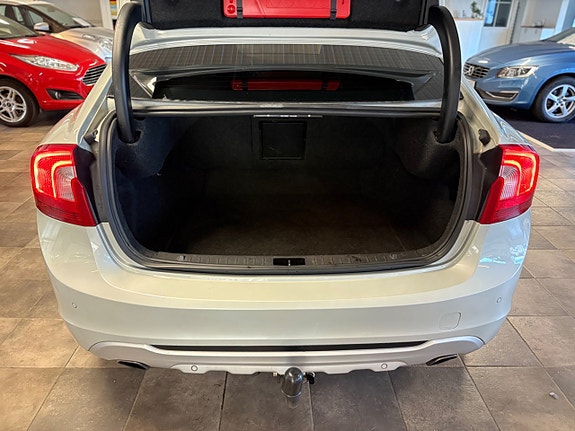 Volvo S60 11 of 11