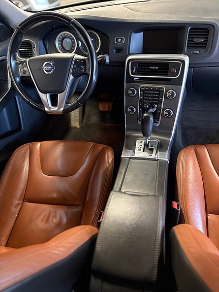 Volvo S60 10 of 11
