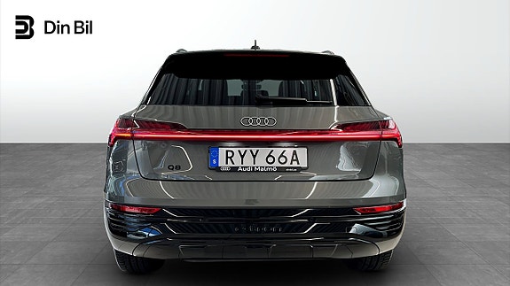 Audi Q8 e-tron 5 of 19