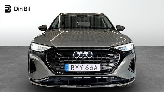 Audi Q8 e-tron 4 of 19