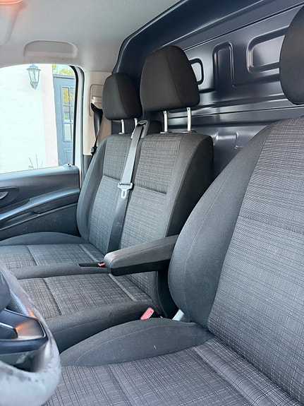 Mercedes-Benz Vito 111 4 of 6