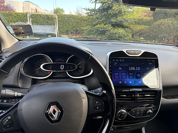 Renault Clio 3 of 6