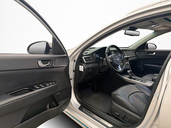 Kia Optima 11 of 30