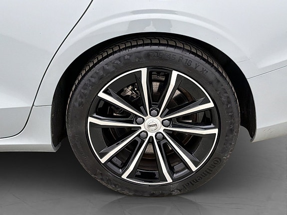 Volvo S60 30 of 30