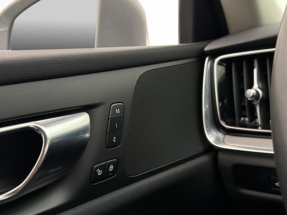 Volvo S60 14 of 30
