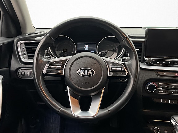 Kia Ceed 14 of 30