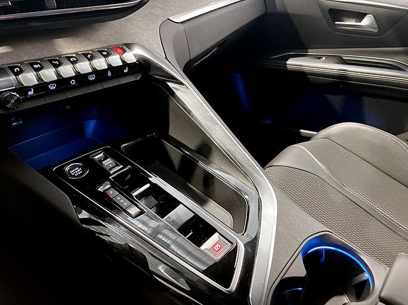 Peugeot 5008 10 of 15
