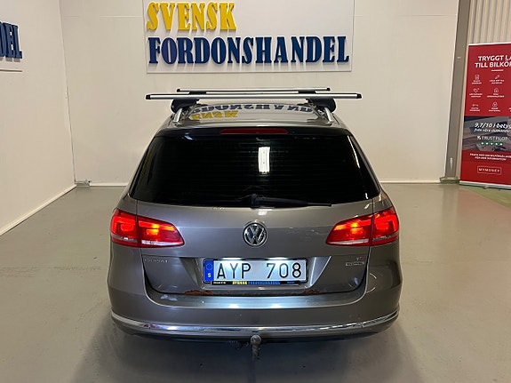 Volkswagen Passat 9 of 22
