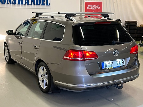 Volkswagen Passat 8 of 22