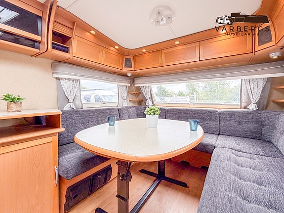 Kabe ROYAL 720 GXL KS Vintervagn / Alde / AC / Tält / fullbredd / 1939kr/mån / 3,95% ränta 3 of 21