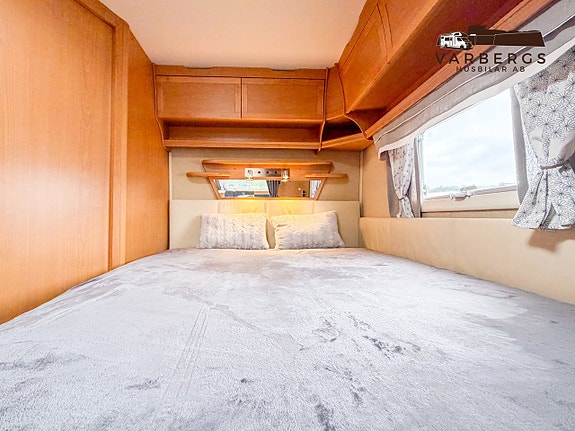Kabe ROYAL 720 GXL KS Vintervagn / Alde / AC / Tält / fullbredd / 1939kr/mån / 3,95% ränta 12 of 21