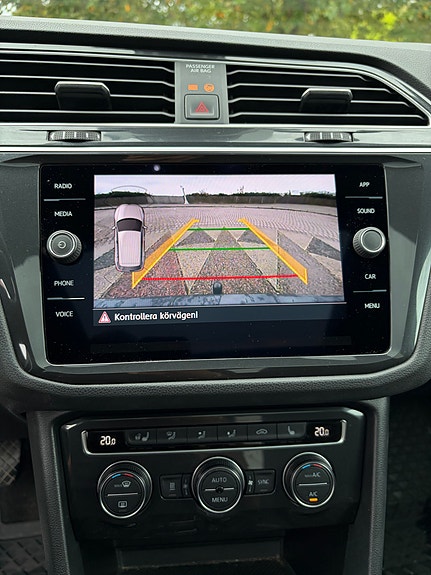 Volkswagen Tiguan 20 of 24