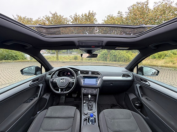 Volkswagen Tiguan 8 of 24