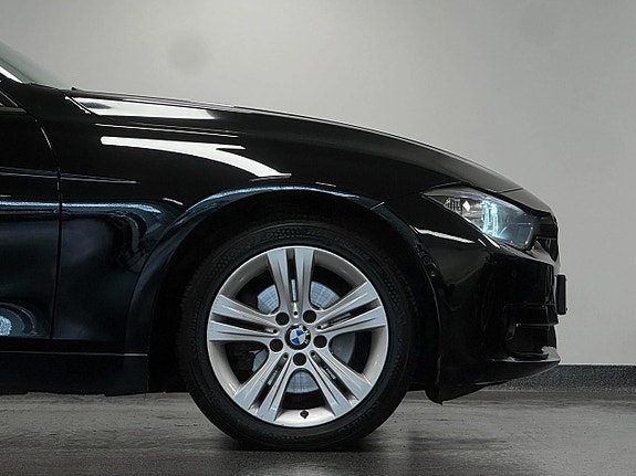 BMW 320d 10 of 24
